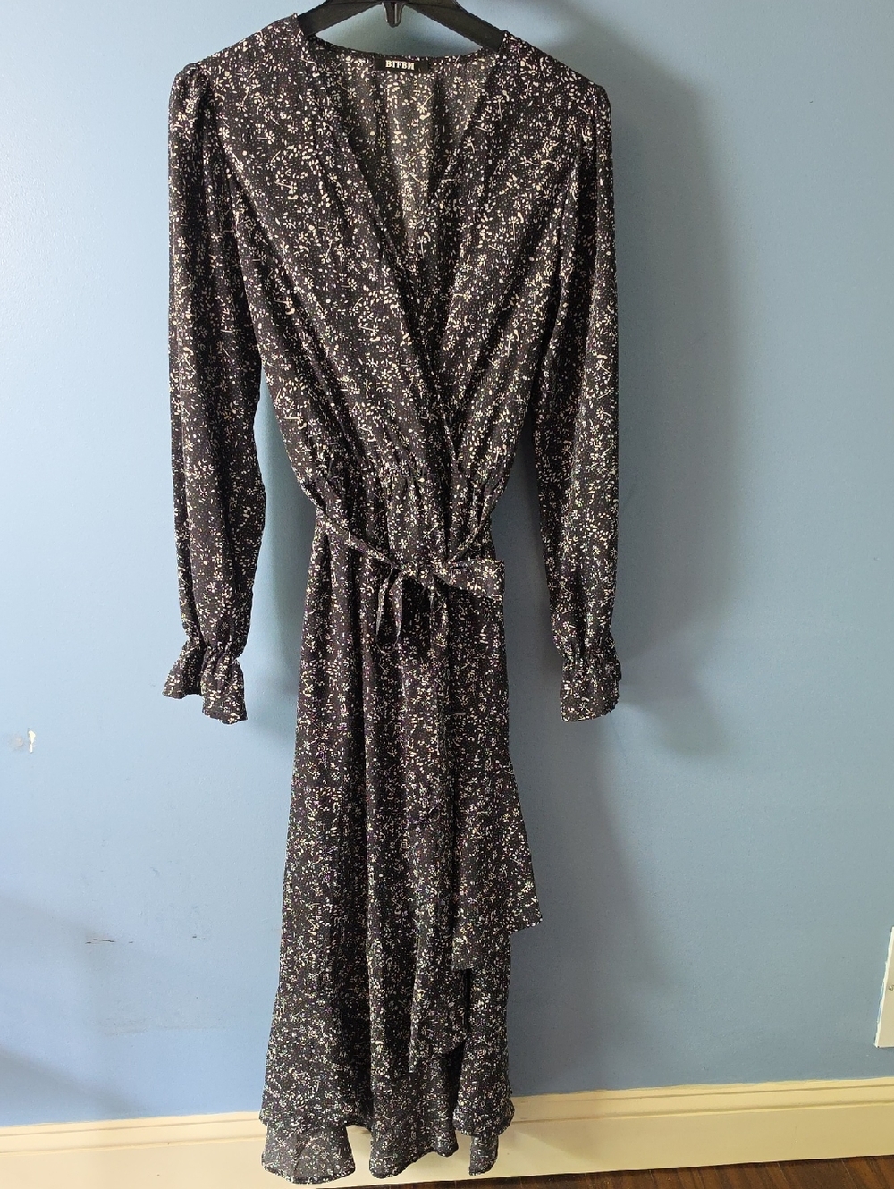 Black Cream Floral Wrap Maxi Dress